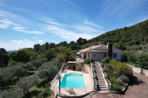 vacation home with private swimming-pool and a nice view on the luberon mountain, located in merindol, 8 persons